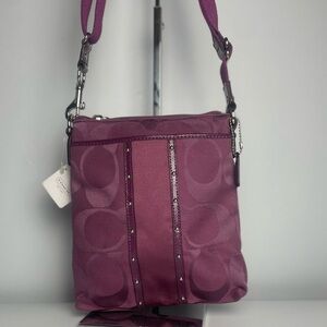 $25 LS Coach NWT Studded Stripe Swing Pack